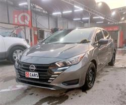 نيسان فيرسا